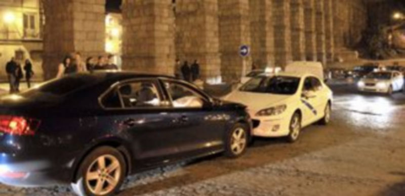 El taxista de La Granja colisionó con uno de la capital