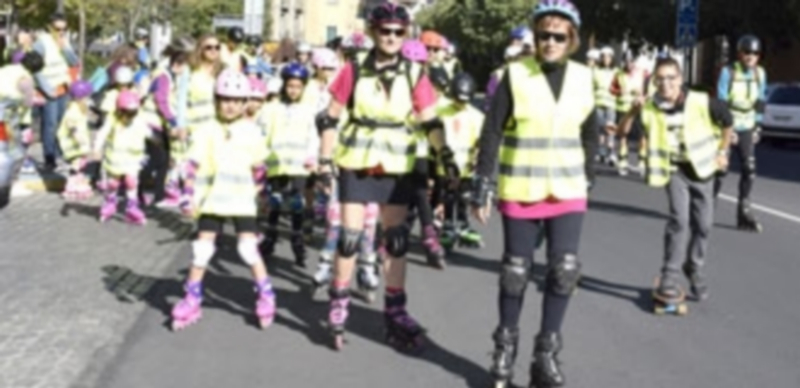 La Semana de la Movilidad comienza con una marcha sobre patines./ MARTA HERRERO
