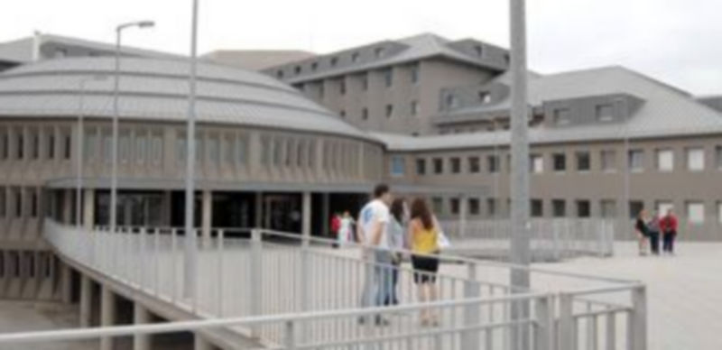 Las pruebas de radiodiagnóstico se realizan en el Hospital General. / A. Benavente