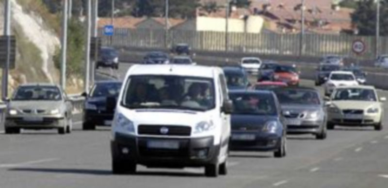 Imagen del tránsito de vehículos por la Nacional VI