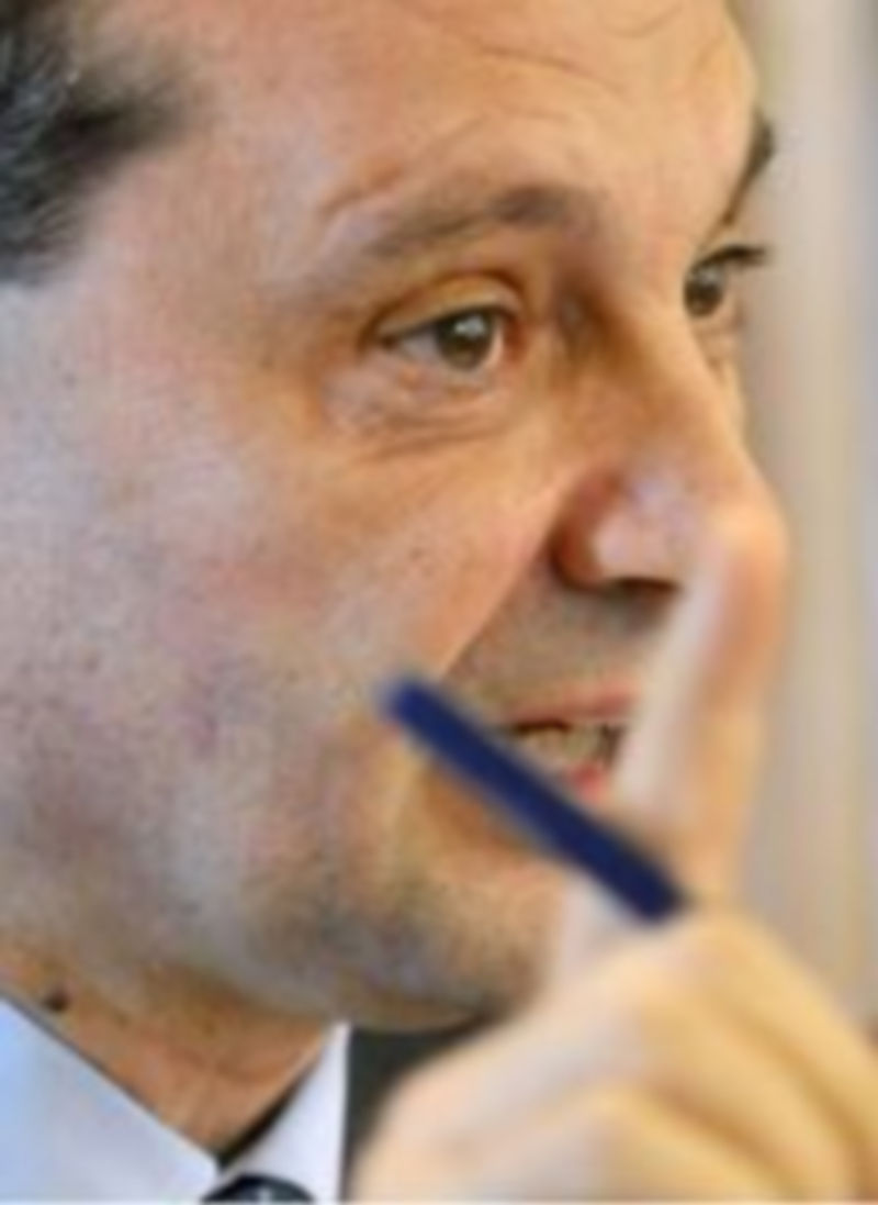 Pedro Arahuetes habló ayer sobre el proyecto para construir un palacio de congresos en La Faisanera. / Alberto Benavente