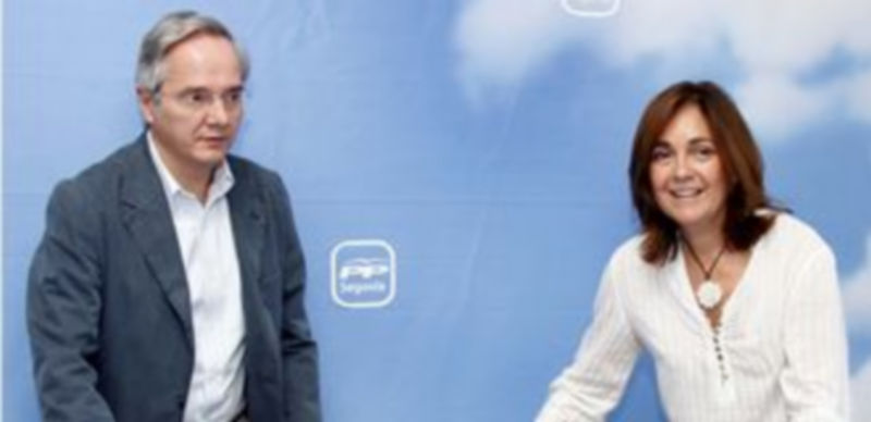 Los diputados Pedro Gómez de la Serna y Beatriz Escudero