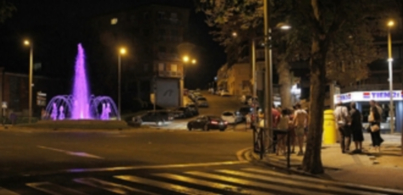 Los principales elementos de la fuente ornamental de la Glorieta del Voluntariado han tenido que renovarse e incorporar proyectores LED. / NEREA LLORENTE
