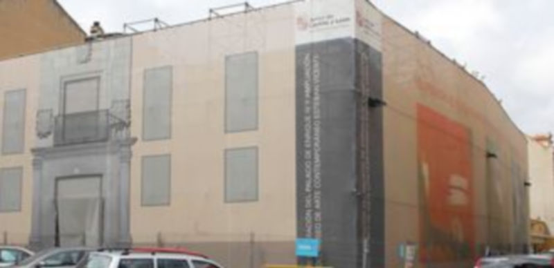 Imagen de archivo de las fachadas Norte y Este del antiguo Palacio de Enrique IV