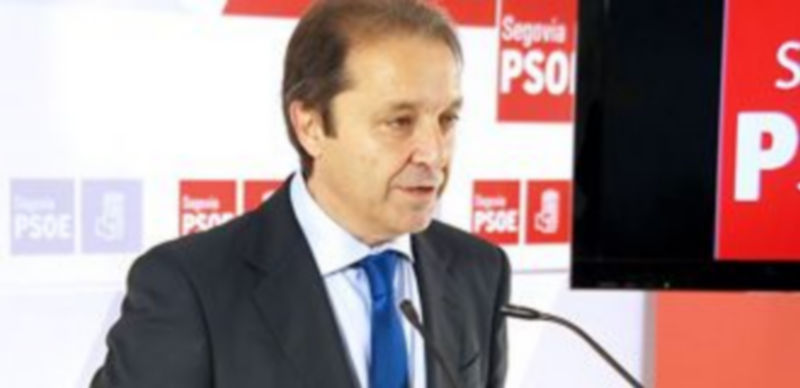 Gordo demanda a las entidades bancarias que se beneficiaron de ayudas públicas que busquen fórmulas para los afectados. / A. S.