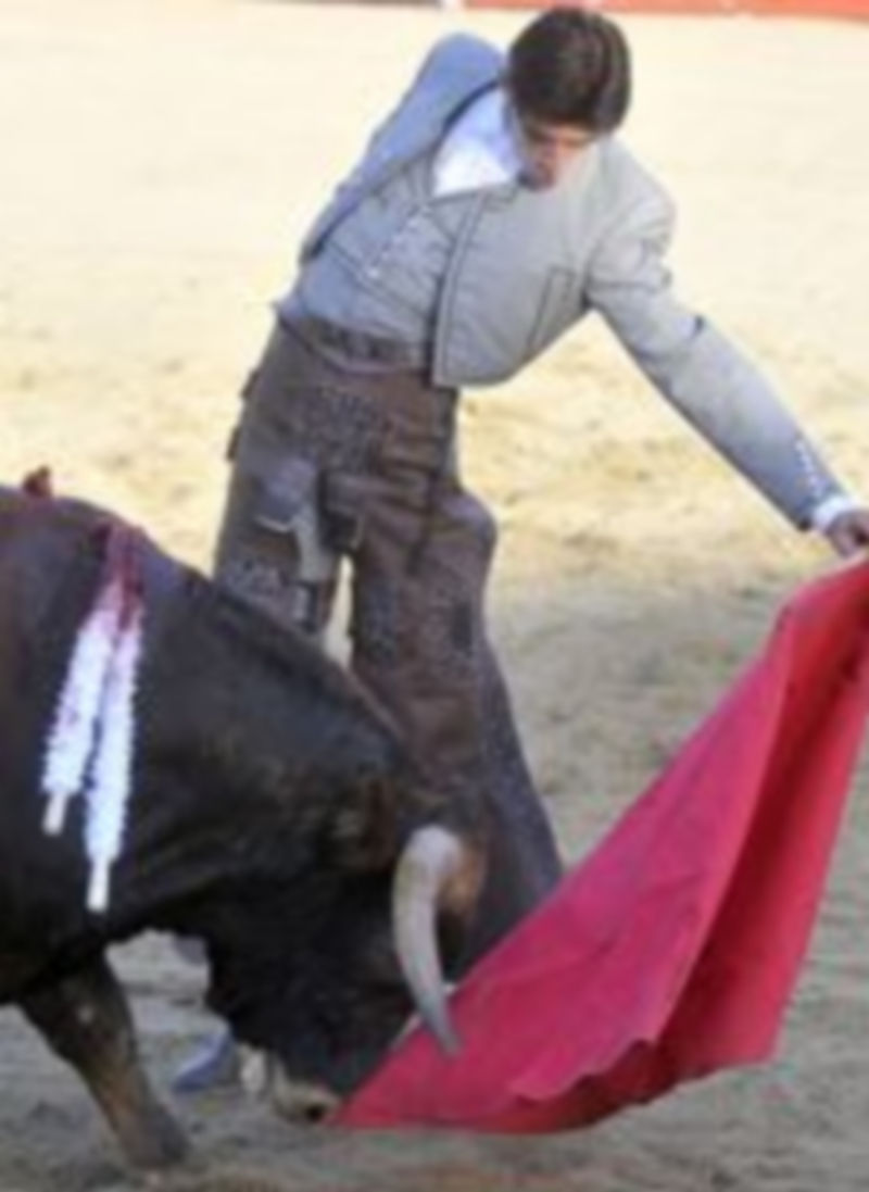 Victor Barrio cuajó espléndida faena al que cerraba plaza / Alberto Benavente