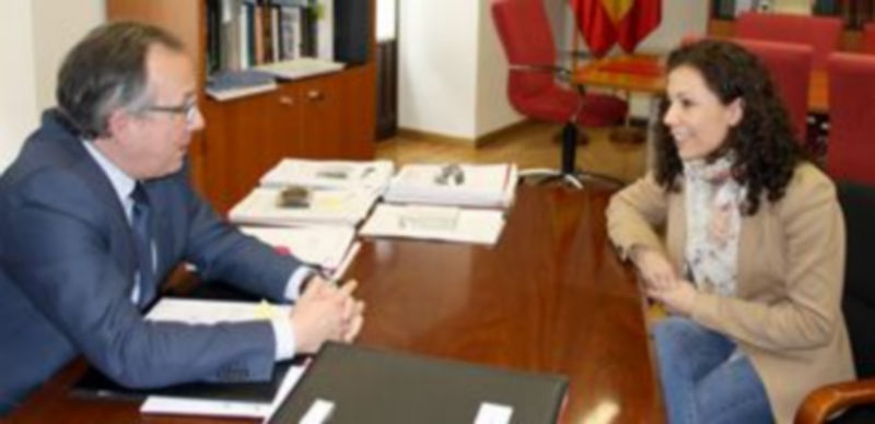 El delegado territorial y la nueva jefa de Cultura