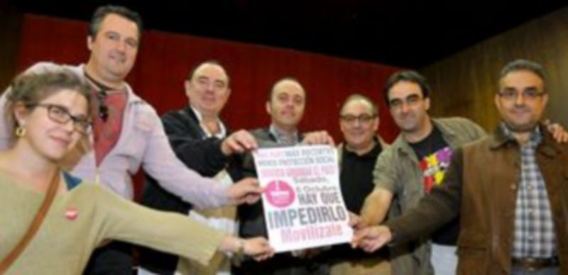 Representantes de la Plataforma Unitaria contra la Crisis-Cumbre Social que convoca la manifestación. / Alberto Benavente