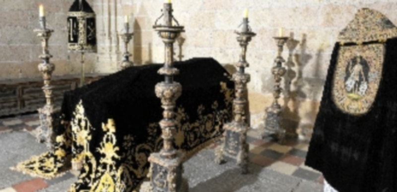 Túmulo o catafalco