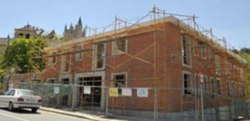 Avanzan las obras de construcción del polémico edificio situado en el número 25 de la calle de San Marcos. / A. Benavente