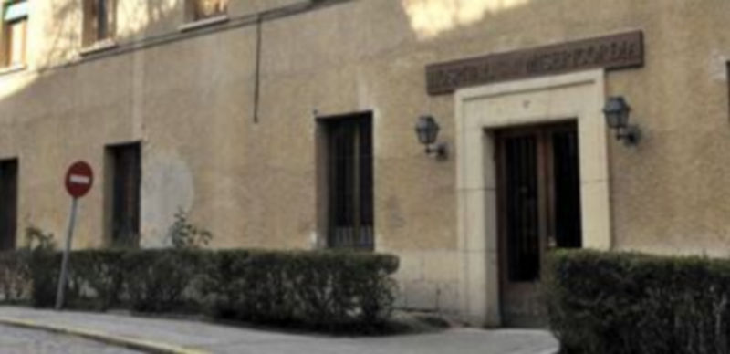 Fachada del Hospital La Misericordia-Recoletas Segovia. / Kamarero