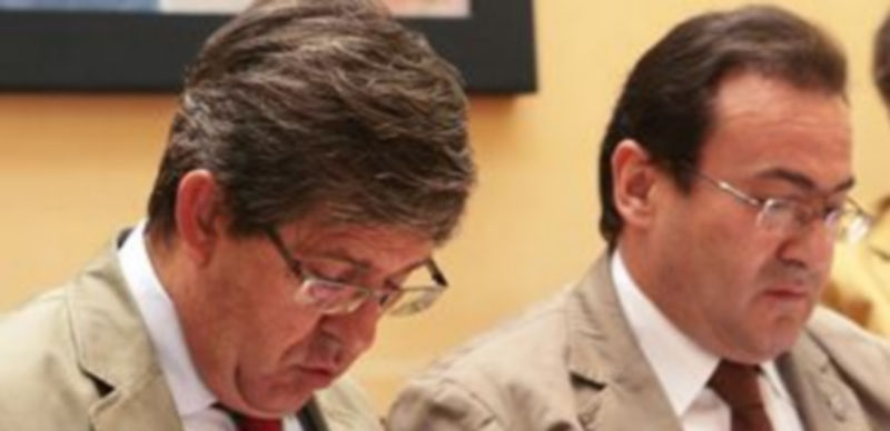 Jesús Postigo (izquierda) asistirá con Juan Antonio Folgado a la Junta de Portavoces. / LARA MAZAGATOS