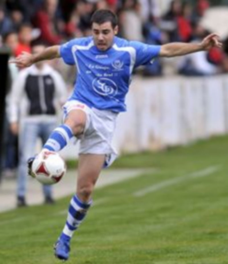 El jugador del CD La Granja