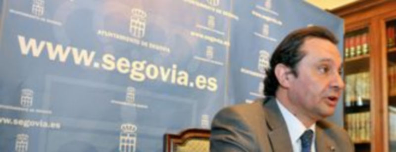 Mano dura contra los infractores 1 El alcalde de Segovia