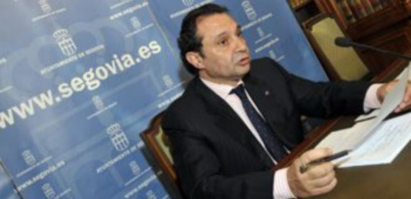 El alcalde de Segovia