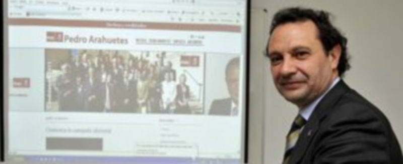 El candidato socialista