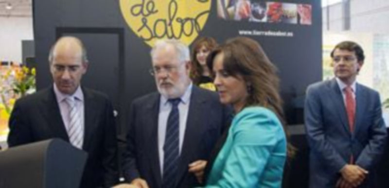 Arias Cañete anima al consenso para mejorar la norma sobre el ibérico 1 Miguel Arias Cañete (2i)