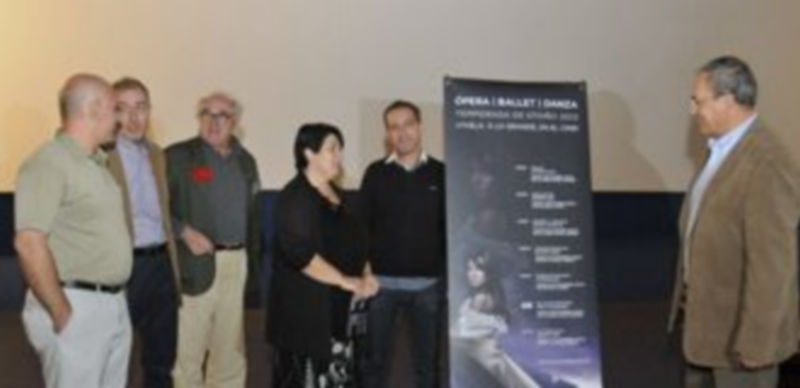 Clara Luquero minutos antes de la presentación del programa./ JUAN MARTÍN