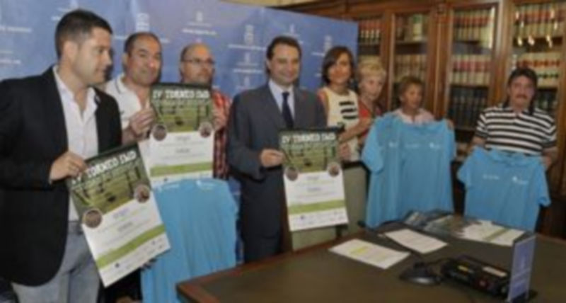 Momento de la presentación del Torneo ‘Ciudad de Segovia’. / Juan Martín