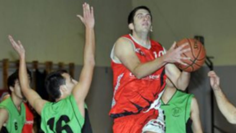 El jugador del CD Base