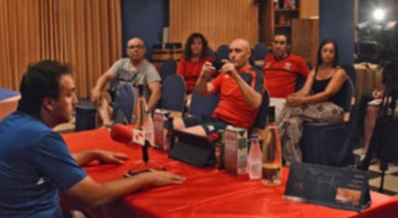 El técnico del Viveros Herol Nava