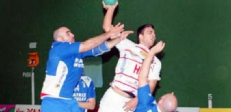 David Fernández y Nico López, dos internacionales para el BM Nava 1 Nico López