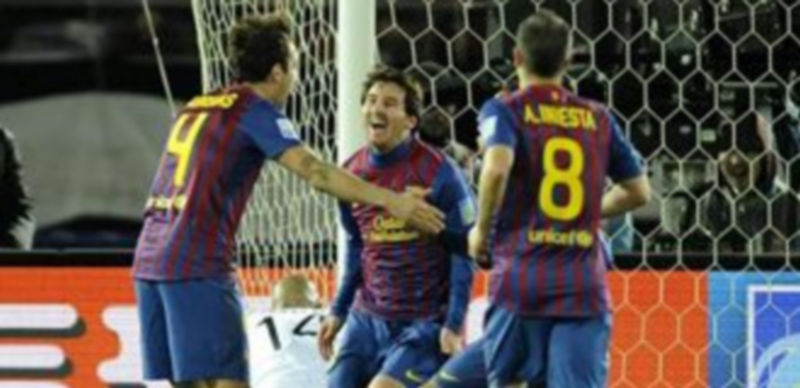 El Barça se convierte en campeón del mundo tras derrotar al Santos 0-4 1 Celebración del gol de Cesc Fabregas. /EFE