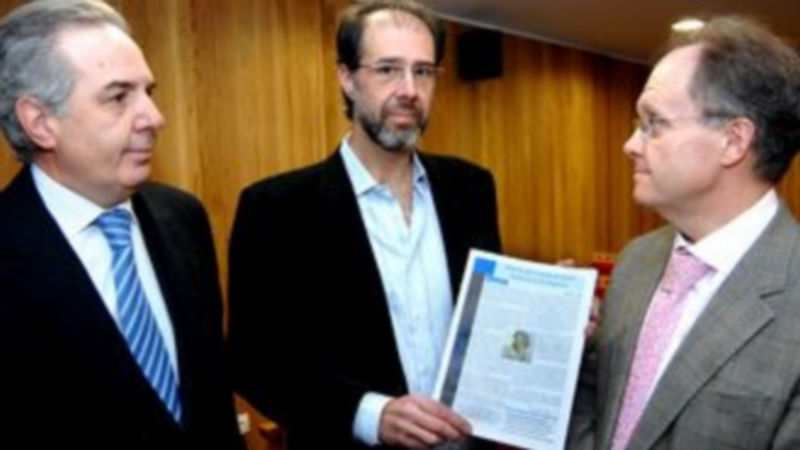 Los responsables de la publicación