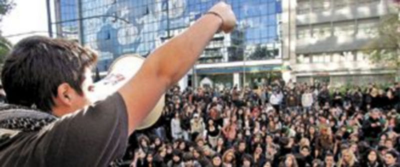 El paro juvenil es uno de los mayores problemas a los que se enfrenta el país en estos momentos. / Efe