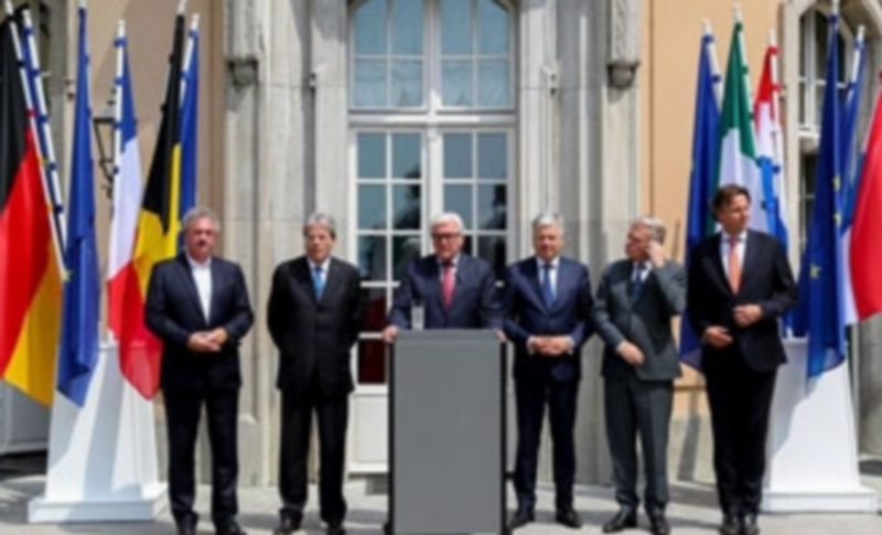 Los ministros de Asuntos Exteriores de los países fundadores de la UE durante la reunión que mantuvieron en Berlín. / EFE