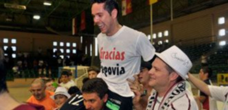 Cidao salió a hombros tras su último partido en el Pedro Delgado / Kamarero