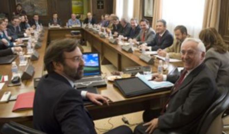 Un momento de la reunión del consejo de administración. / J. MARTÍN