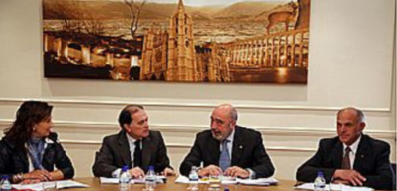 Agustín González (D)