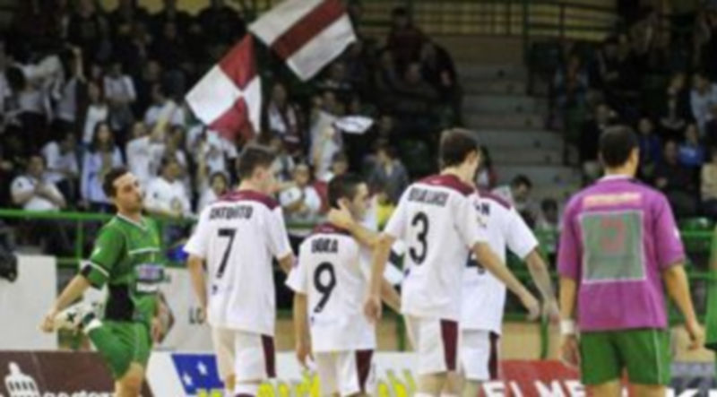 Caja Segovia contra Talavera./Chas