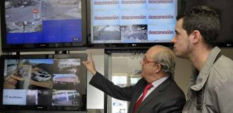 Cámaras en el polígono de Hontoria 1 ./ JUAN MARTÍN