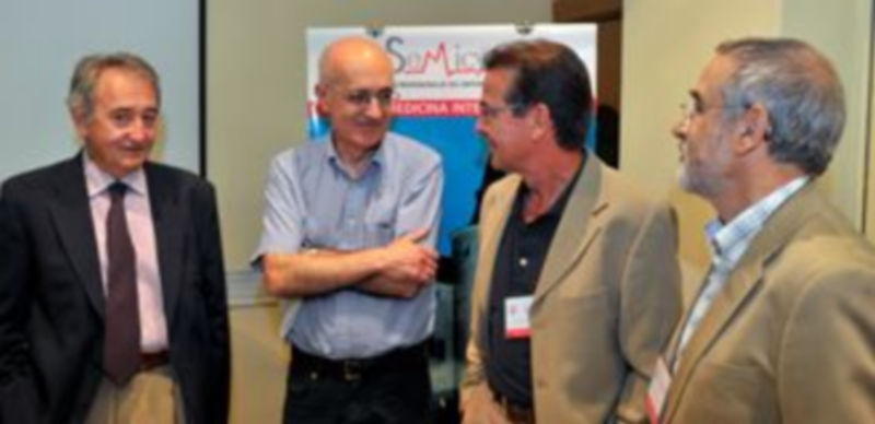 Prsentación de la Reunión Nacional sobre Cuidados Intensivos. / KAMARERO