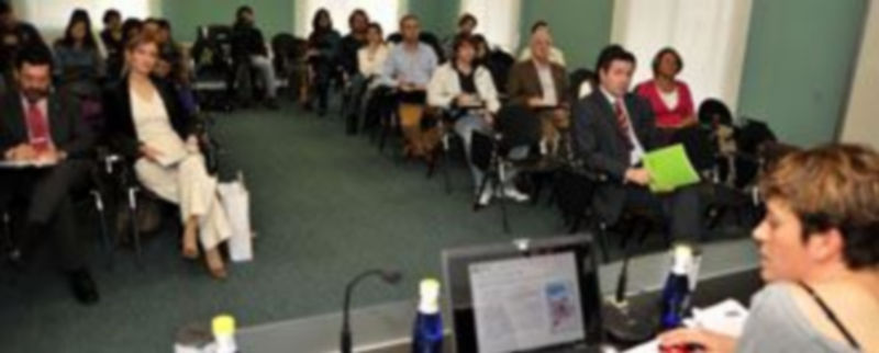 Un momento de la reunión celebrada en la sede de la FES