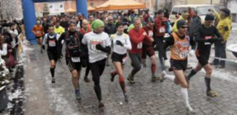 Momento de la salida de la carrera de mayores. / A. BENAVENTE