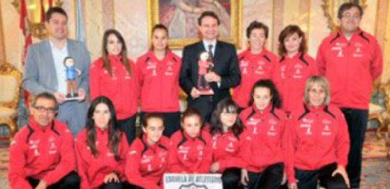 Los integrantes del CAS Caja Segovia que acudieron ayer al Ayuntamiento