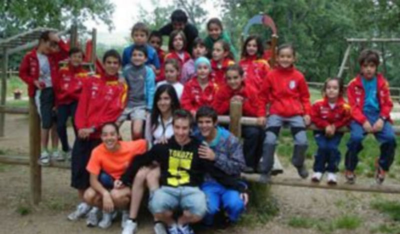 La concejala de Medio Ambiente (derecha) visitó el autobús de Iberdrola. /El Adelantado