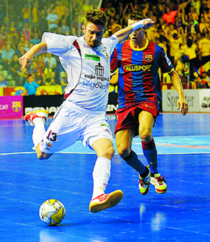 Geison se dispone a tirar a puerta durante la pasada Final de Liga / Juan Martín