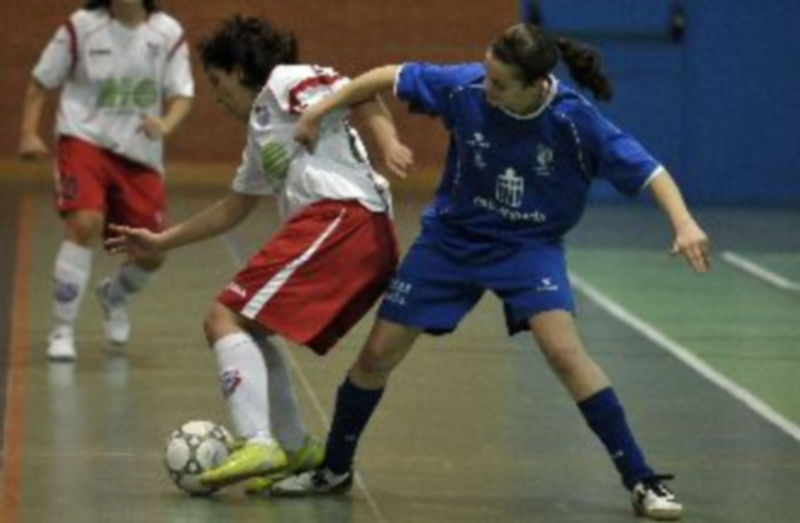 Patri fue la autora del gol del Unami en la cancha del Navalcarnero. / J.M.