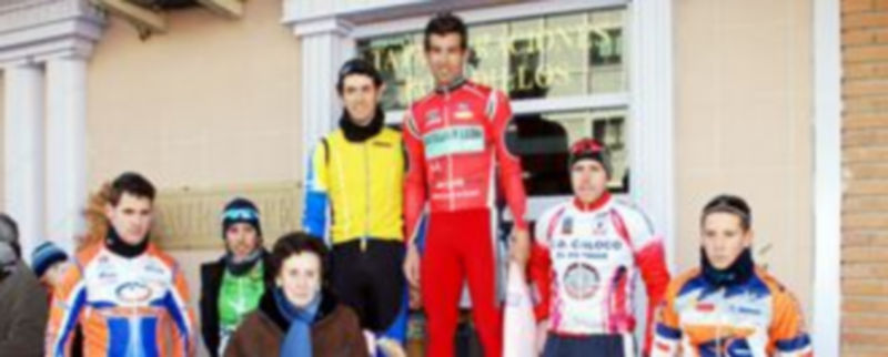 Podium de la edición de 2009 del Gran Premio Ciclista Navideño