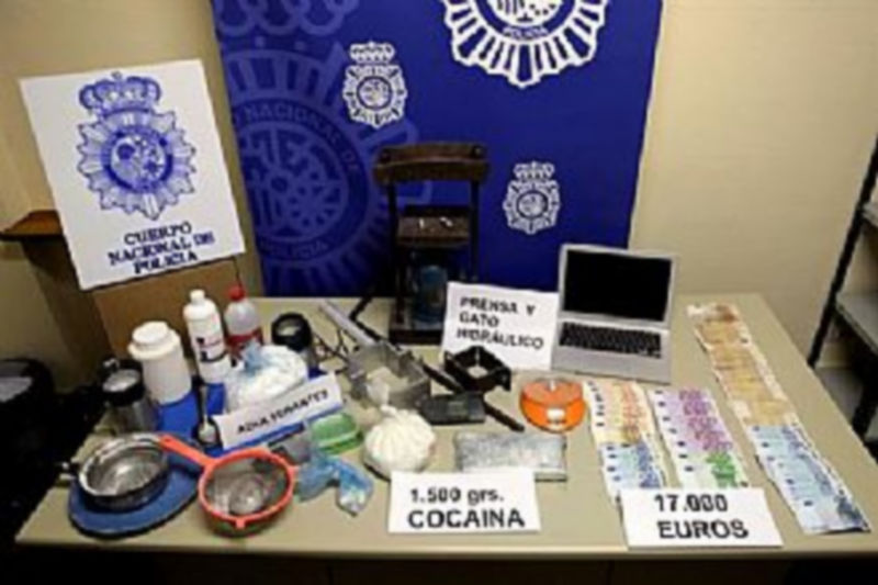 Parte del material que se ha incautado en en Zaragoza./EFE