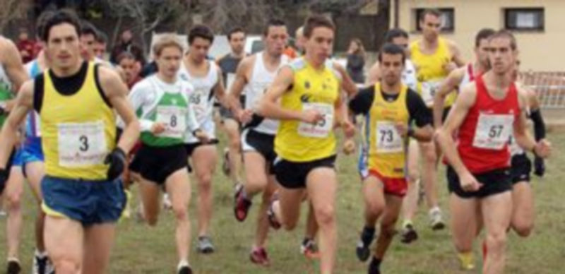 Instante de la salida de una de las categorías en el pasado cross de Cantimpalos. /J.M.