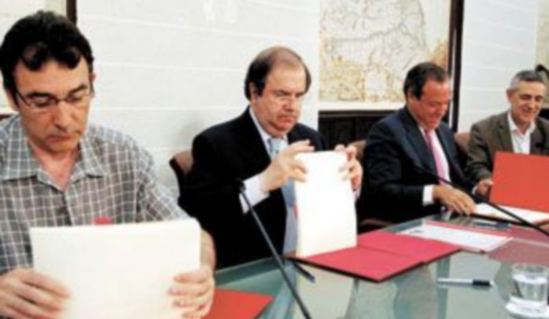 (De i. a d.) Hernández