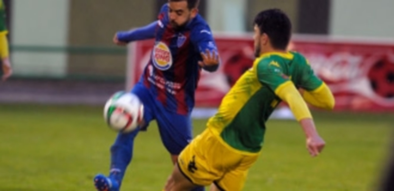 El largo y duro invierno 1 La Segoviana tuvo la suerte de espaldas ante un rival con poco fútbol