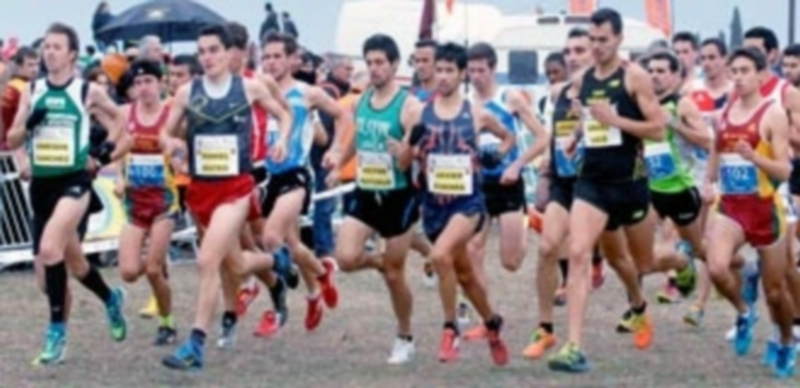 Momento de la salida del cross de Cantimpalos de una pasada edición