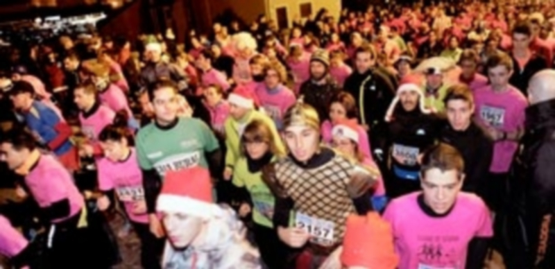 Momento de la salida de la Carrera de Fin de Año de Segovia de una de las ediciones pasadas. / KAMARERO