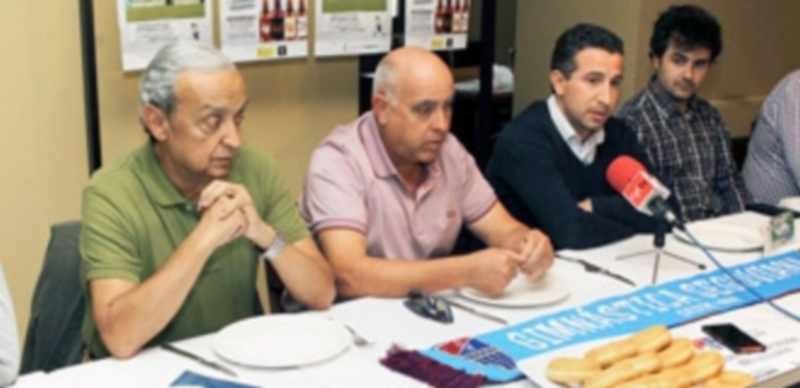 La Segoviana pretende llenar La Albuera el día de San Frutos 1 Agustín se dirige a los medios en un momento de la merienda informativa que convocó la Segoviana. / El Adelantado